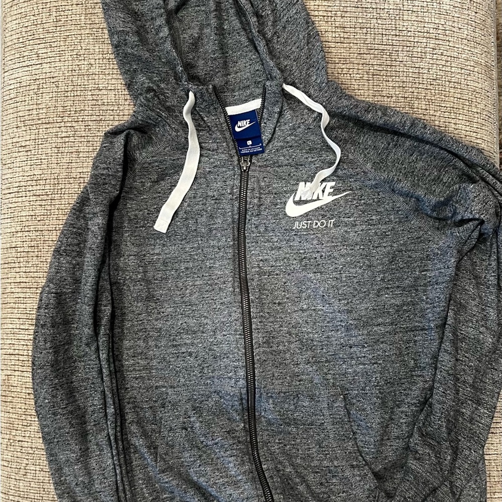 Nike Heather Gray Full-Zip Hoodie Item 14.08.2025.1